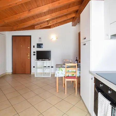 Beautiful In With Wifi Apartment